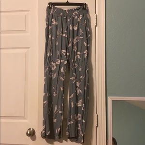 Roxy floral pants